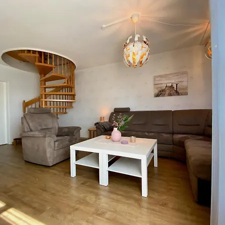 Niedan - Gemuetlich Im 2 Og Mit Balkon Und Tiefgaragenstellplatz *