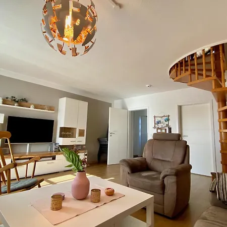 Niedan - Gemuetlich Im 2 Og Mit Balkon Und Tiefgaragenstellplatz Apartment *