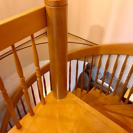 Apartment Niedan - Gemuetlich Im 2 Og Mit Balkon Und Tiefgaragenstellplatz *