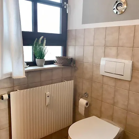 Niedan - Gemuetlich Im 2 Og Mit Balkon Und Tiefgaragenstellplatz * Kressbronn am Bodensee