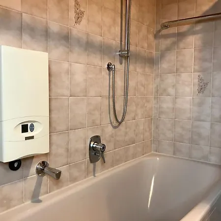 Apartment Niedan - Gemuetlich Im 2 Og Mit Balkon Und Tiefgaragenstellplatz Kressbronn am Bodensee