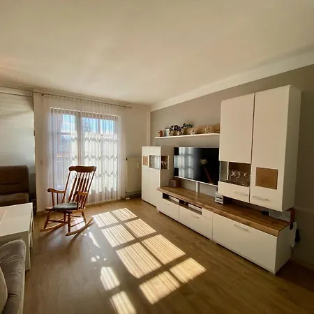 Niedan - Gemuetlich Im 2 Og Mit Balkon Und Tiefgaragenstellplatz Apartment Kressbronn am Bodensee